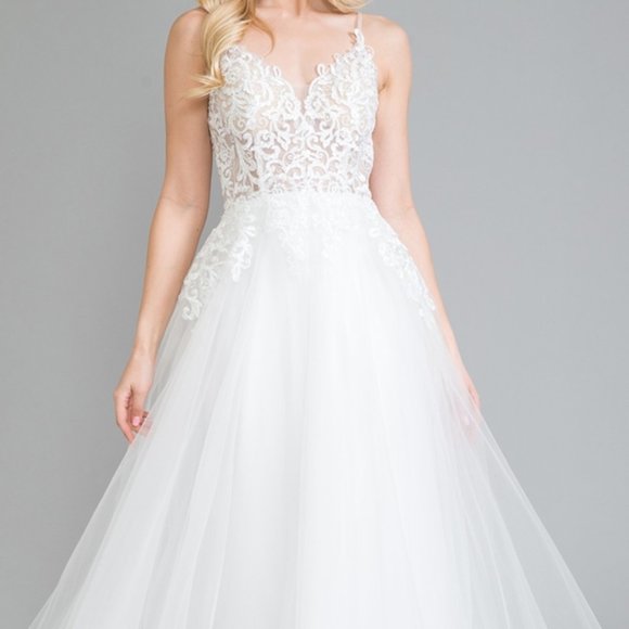 Amelia Dresses & Skirts - WEDDING BRDAL LONG MAXI  White Sweetheart Neck Lace Bodice Prom Dress 010